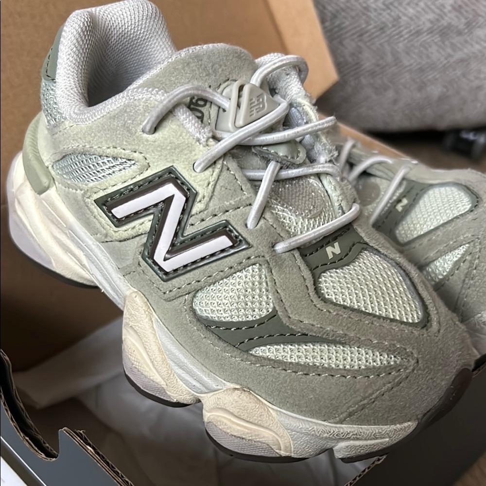 New Balance Kids 9060